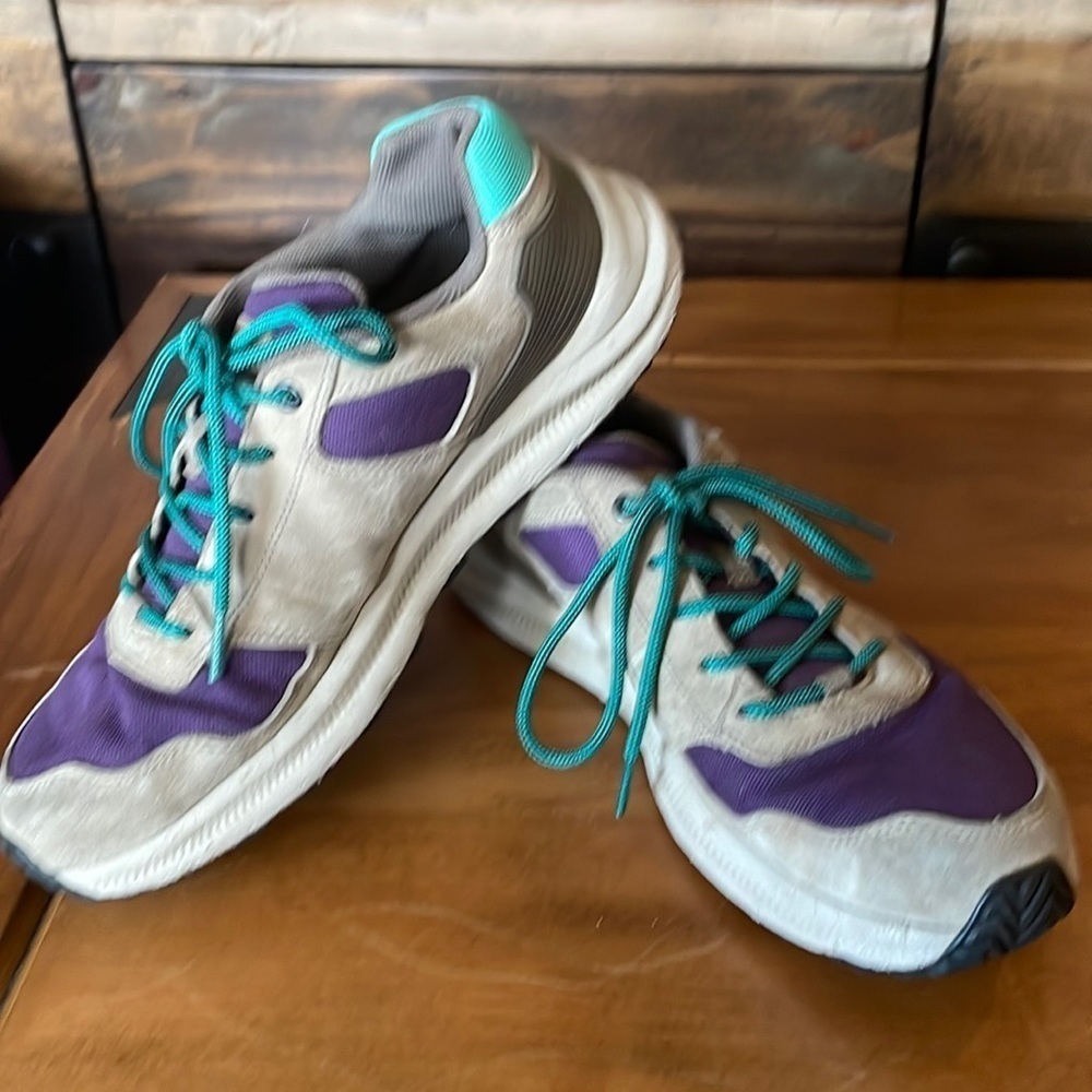 MERRELL Sneakers Size 9.5